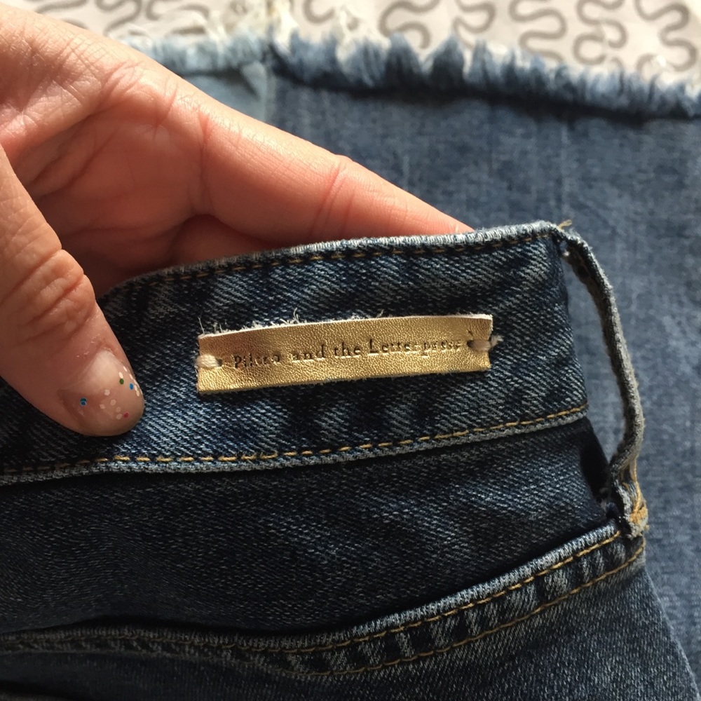 Pilcro High Rise Button-Fly Frayed Hem Flare Jeans - Picture 8 of 9